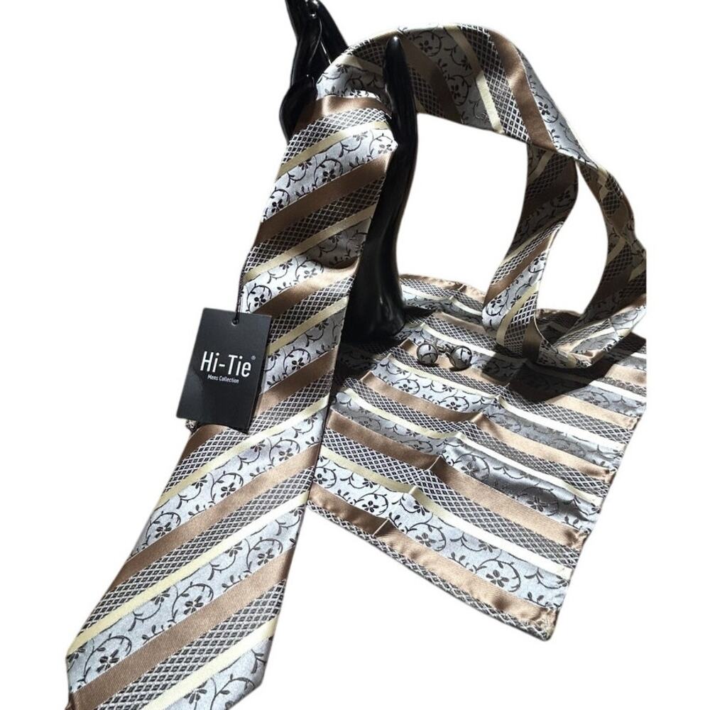 Hi-Tie Men's tie and lapel set with cufflinks